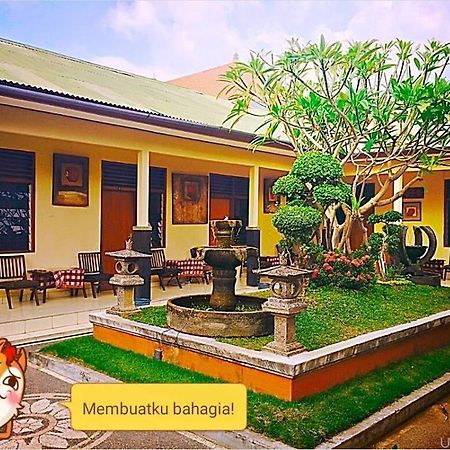 Pabean Buleleng Hotel Sentral מראה חיצוני תמונה