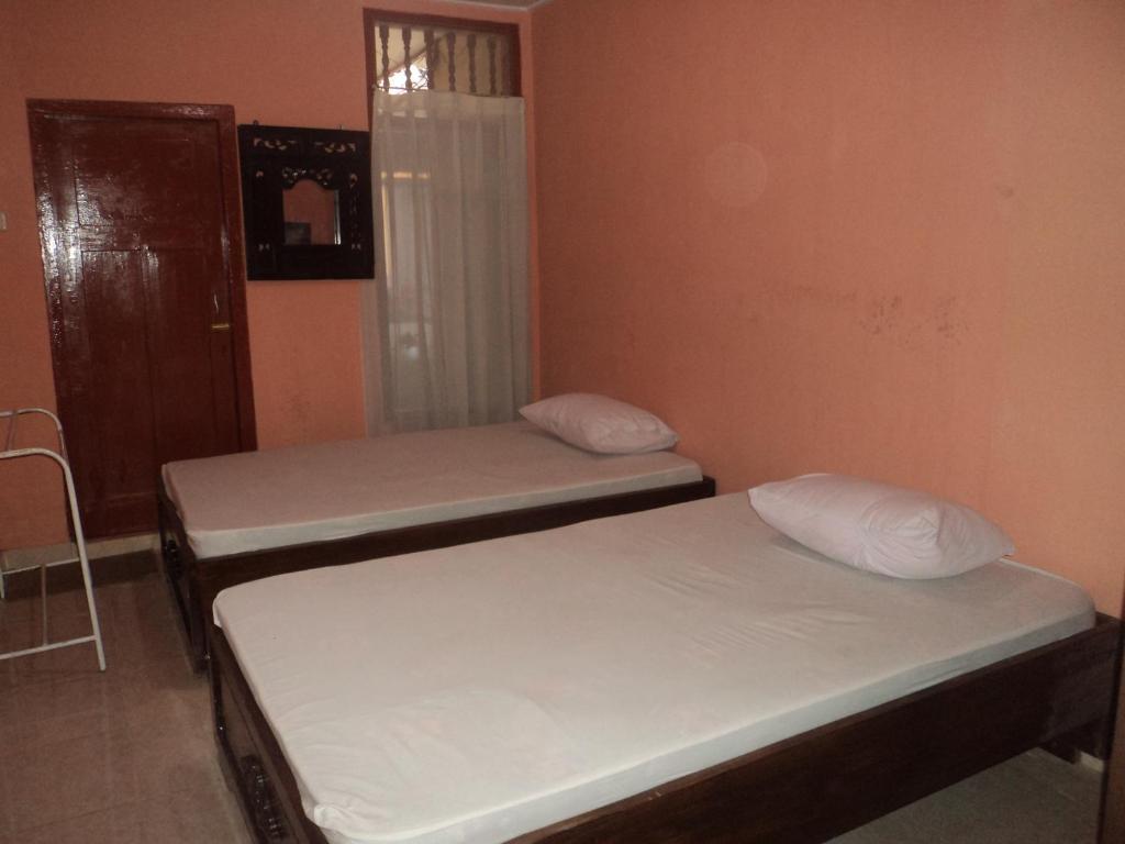 Pabean Buleleng Hotel Sentral מראה חיצוני תמונה